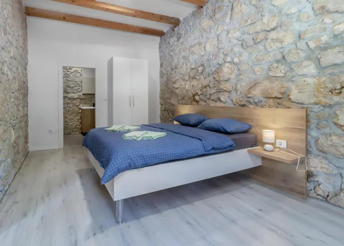 Prázdninový dům 8 Bedroom Cozy In *