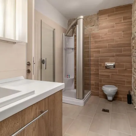 Casa vacanze Cozy In With Outdoor Swimming Pool *