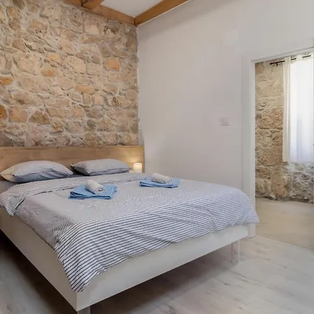 Cozy In With Outdoor Swimming Pool Casa vacanze Tribalj (Primorsko-Goranska)